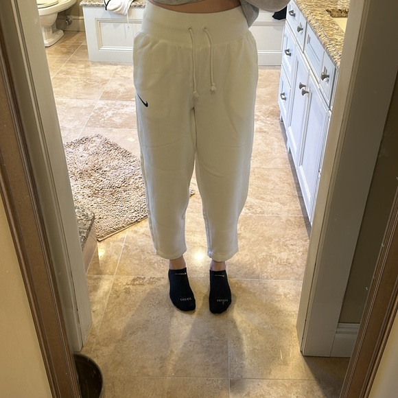 Nike 7/8 Jogger - Picture 3 of 3